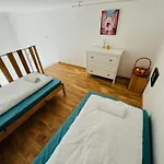 Oktogon Spacious Ac Balcony Apartamento *