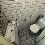 Apartamento Oktogon Spacious Ac Balcony Budapest
