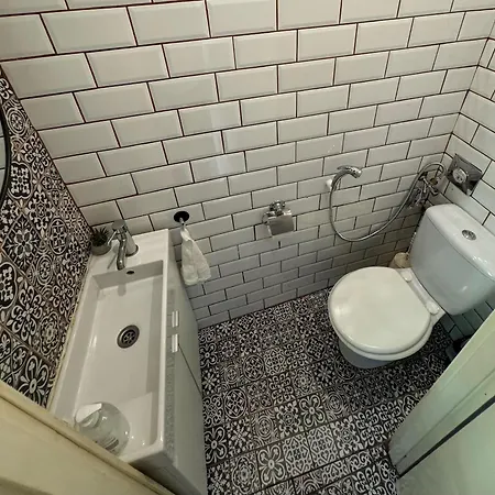 Lägenhet Oktogon Spacious Ac Balcony Budapest