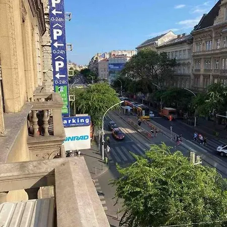 アパート Oktogon Spacious Ac Balcony